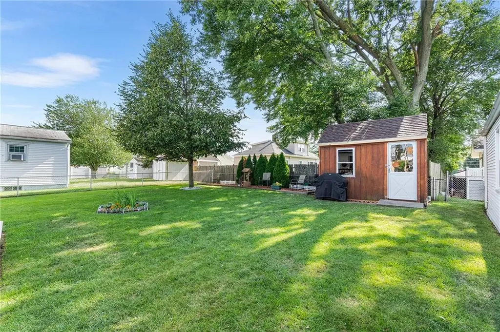 76 Baird Avenue North Providence RI 02904