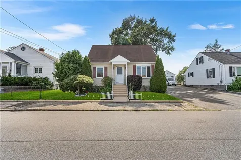 76 Baird Avenue North Providence RI 02904