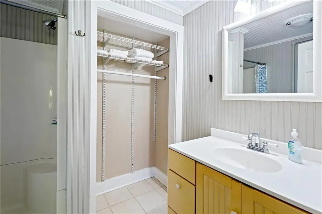 342 Post Road Westerly RI 02891