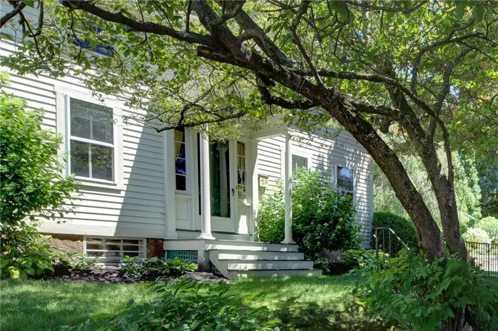 342 Post Road Westerly RI 02891