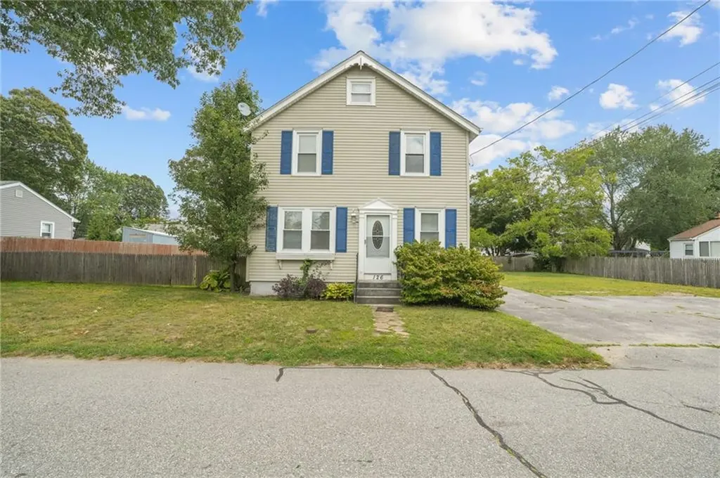 126 Lloyd Avenue Warwick RI 02889