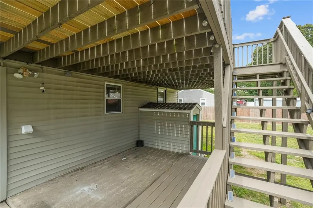 126 Lloyd Avenue Warwick RI 02889