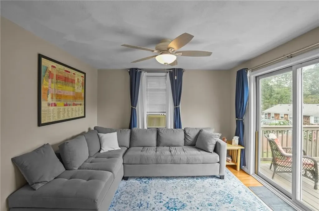 126 Lloyd Avenue Warwick RI 02889