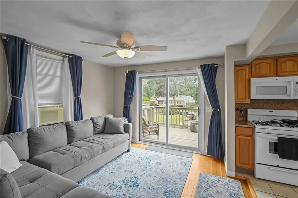 126 Lloyd Avenue Warwick RI 02889