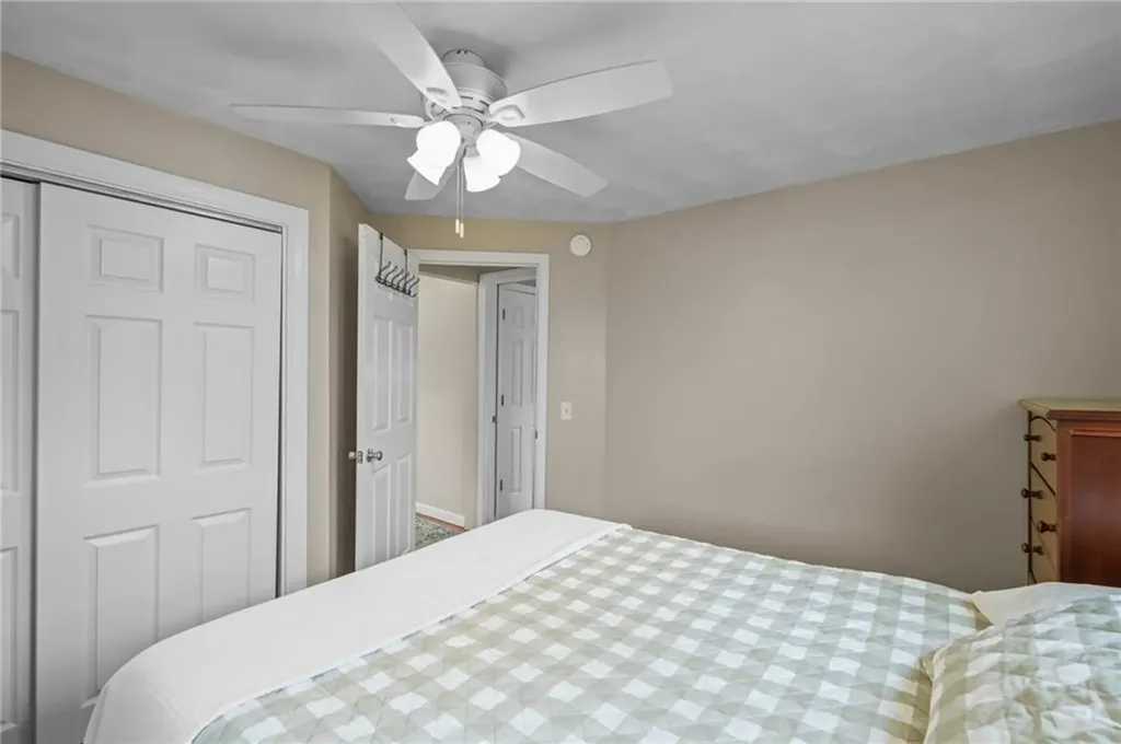 126 Lloyd Avenue Warwick RI 02889