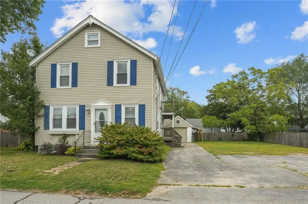 126 Lloyd Avenue Warwick RI 02889