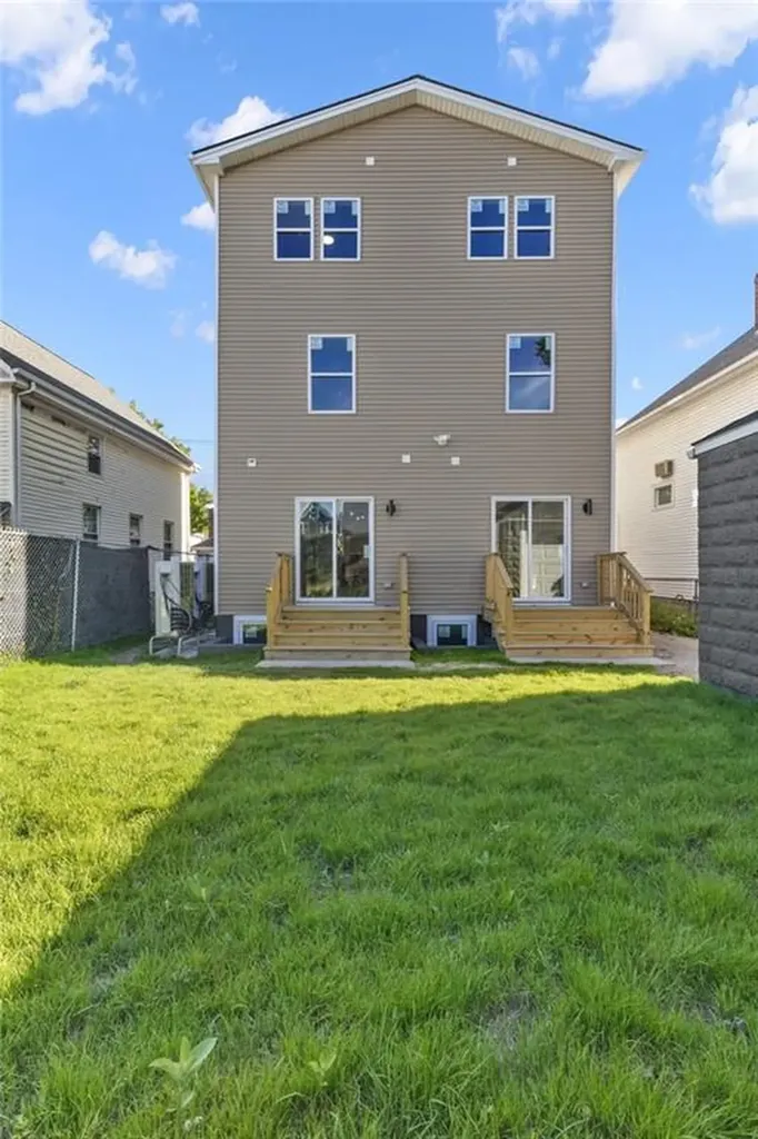263 265 California Avenue Providence RI 02905