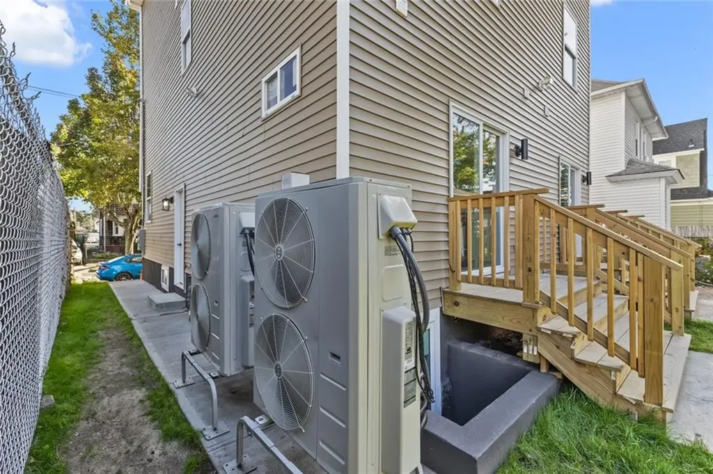 263 265 California Avenue Providence RI 02905