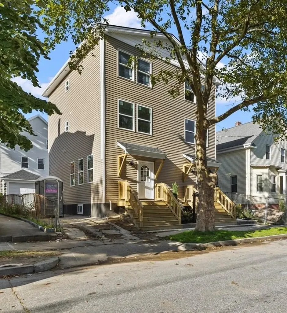 263 265 California Avenue Providence RI 02905