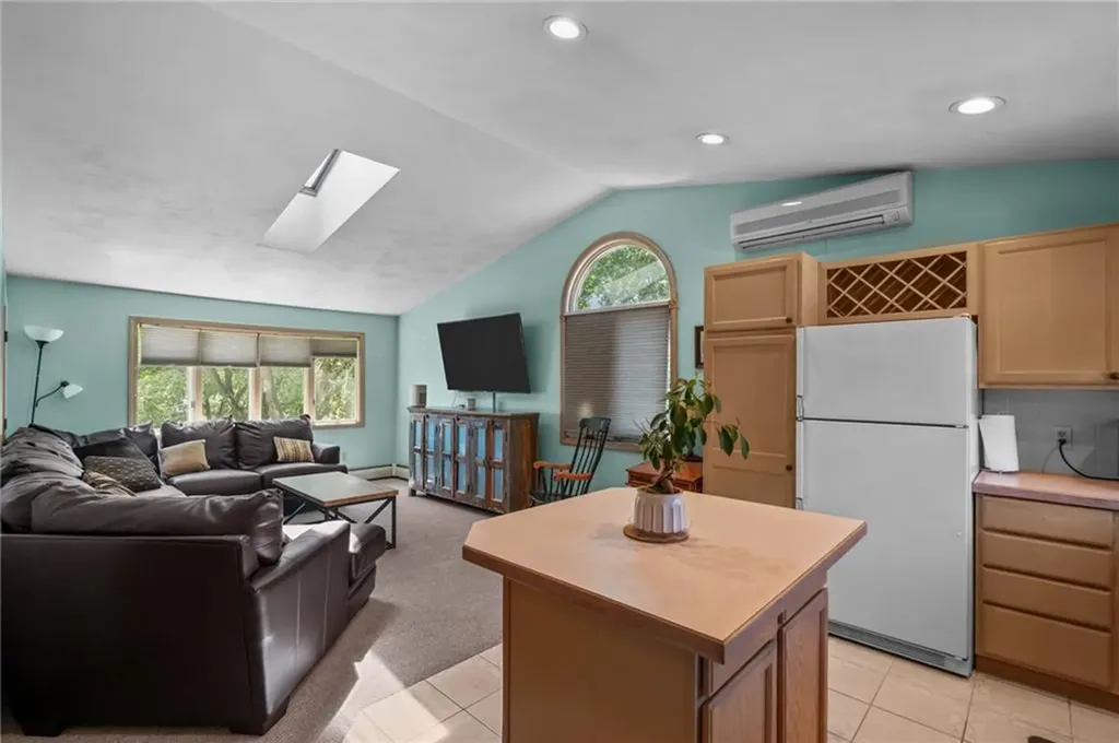 15 Perkins Street Warwick RI 02886