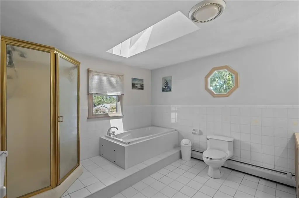 15 Perkins Street Warwick RI 02886