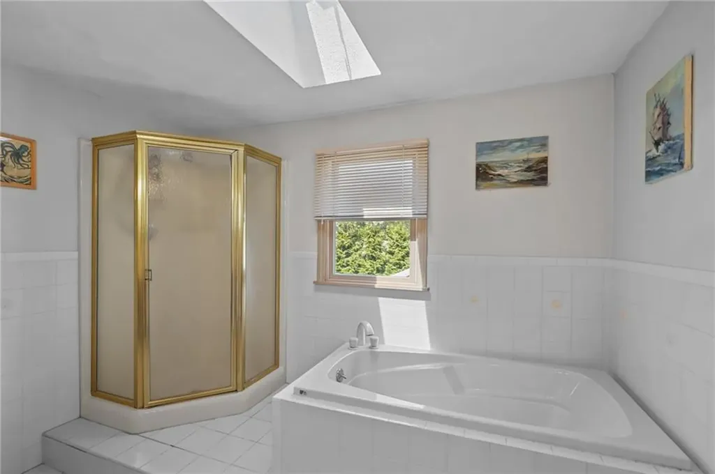 15 Perkins Street Warwick RI 02886