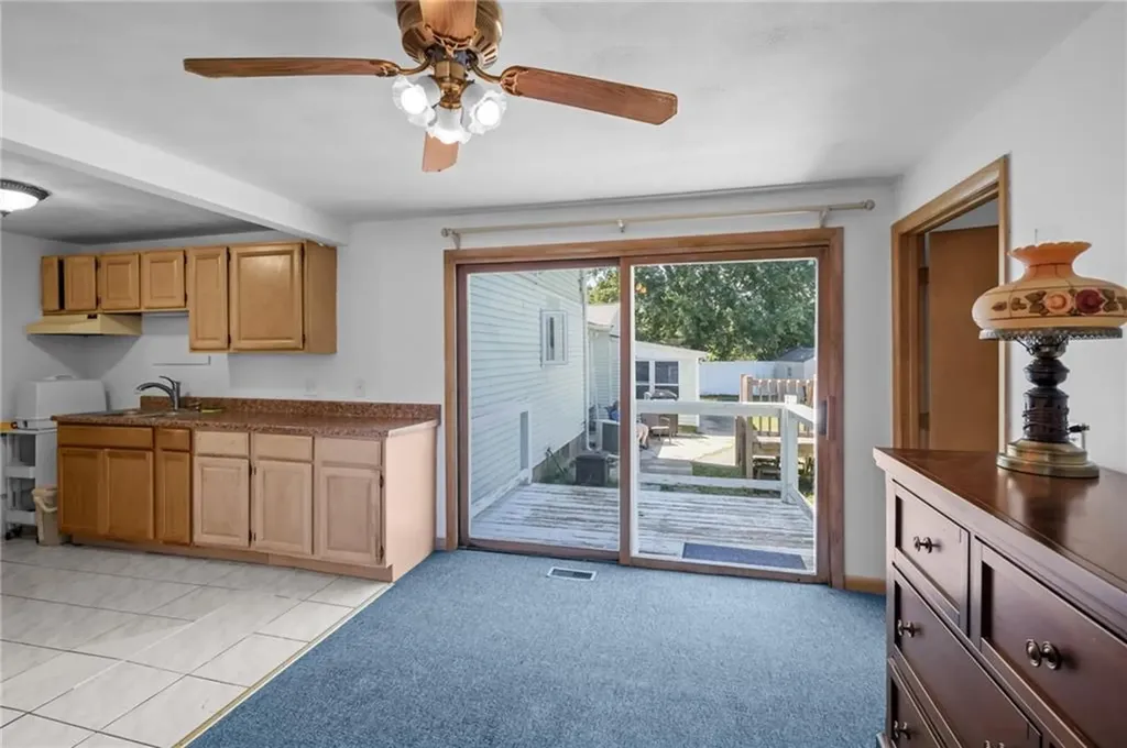 15 Perkins Street Warwick RI 02886