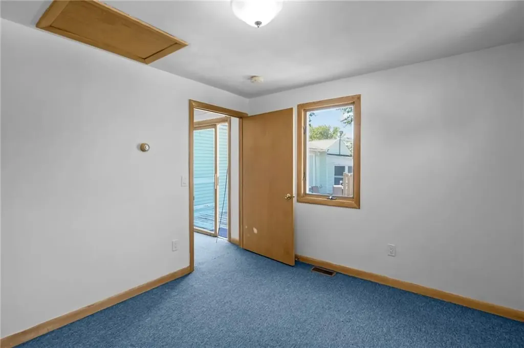 15 Perkins Street Warwick RI 02886
