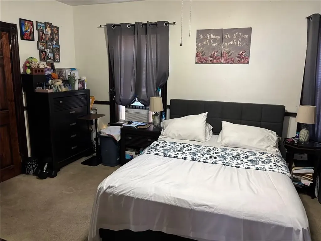 93 Oakland Avenue Pawtucket RI 02861
