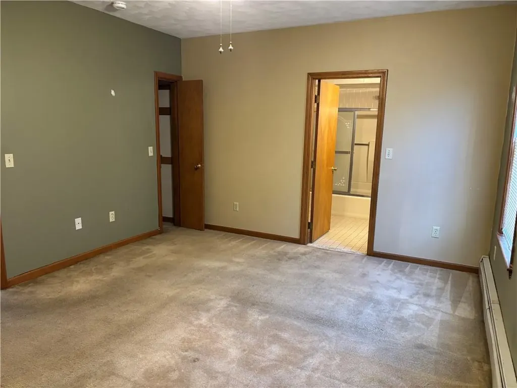 93 Oakland Avenue Pawtucket RI 02861