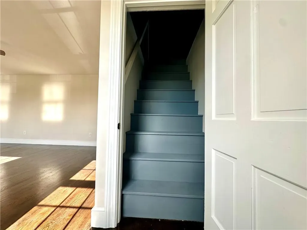 426 Metacom Avenue Bristol RI 02809