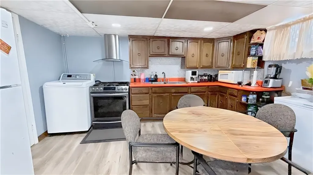 54 Chatham Street Providence RI 02904