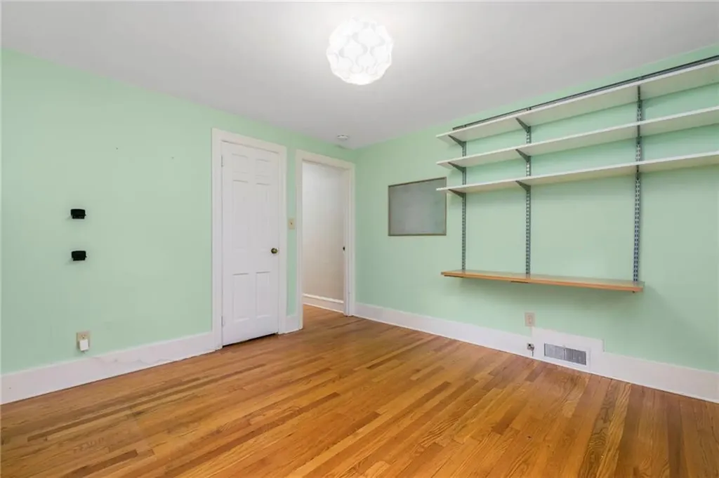 86 Blodgett Avenue Pawtucket RI 02860