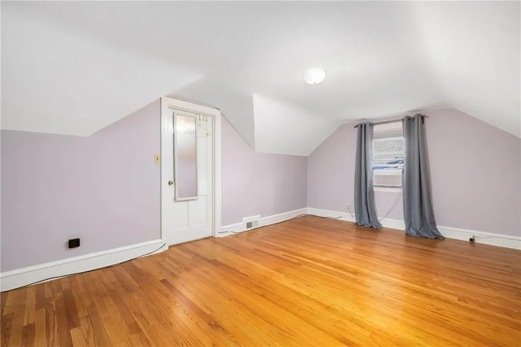 86 Blodgett Avenue Pawtucket RI 02860