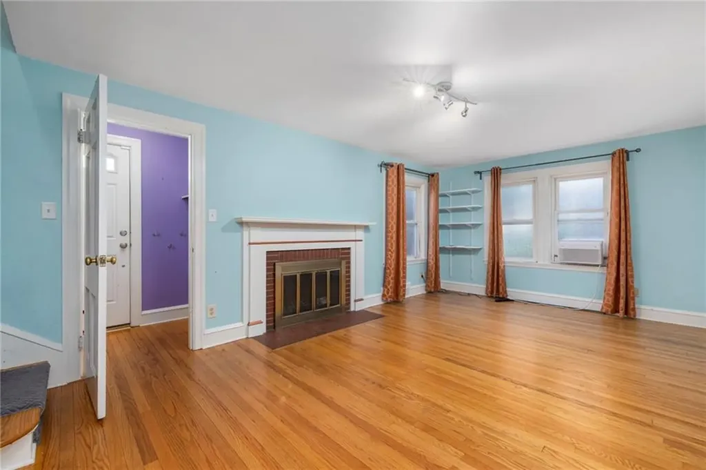 86 Blodgett Avenue Pawtucket RI 02860