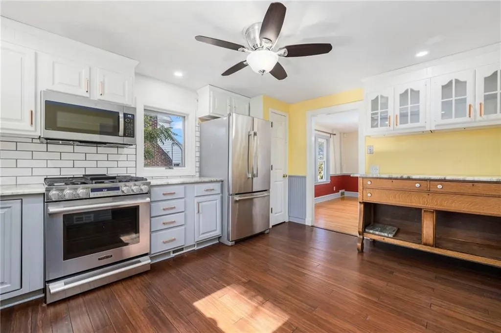 86 Blodgett Avenue Pawtucket RI 02860