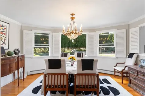 11 Stonegate Road Warren RI 02885