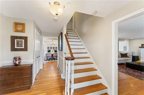 11 Stonegate Road Warren RI 02885