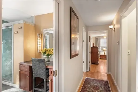 11 Stonegate Road Warren RI 02885