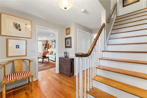 11 Stonegate Road Warren RI 02885