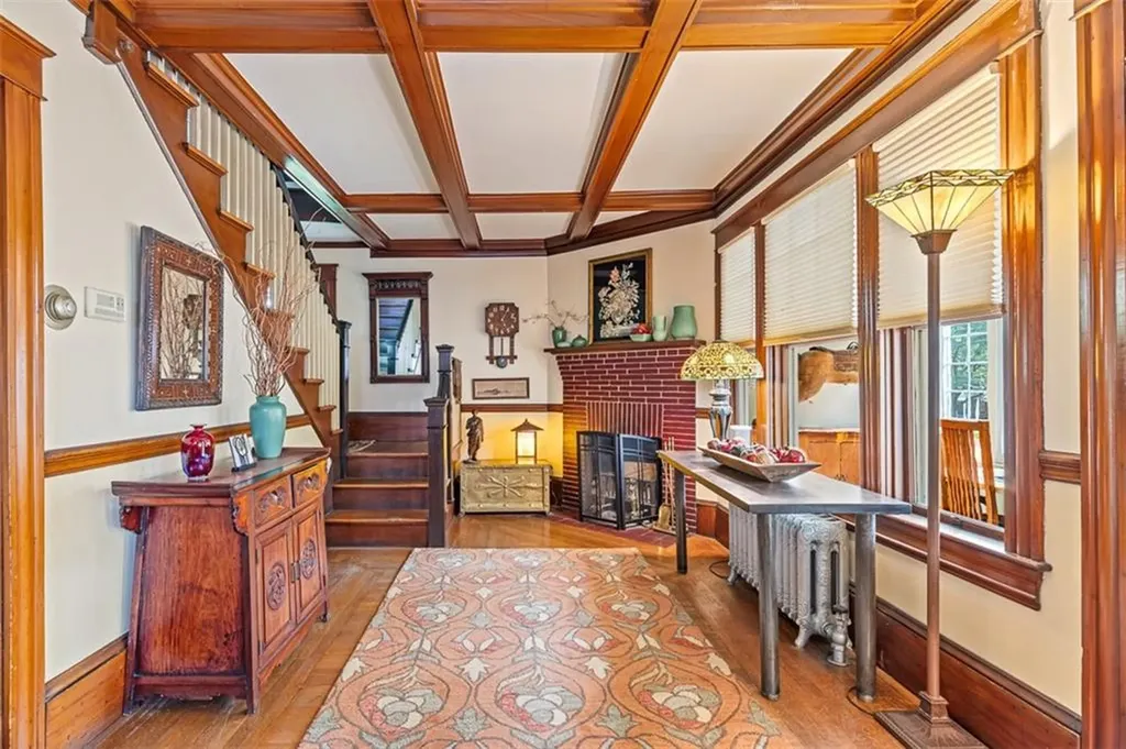 114 Lorimer Avenue Providence RI 02906