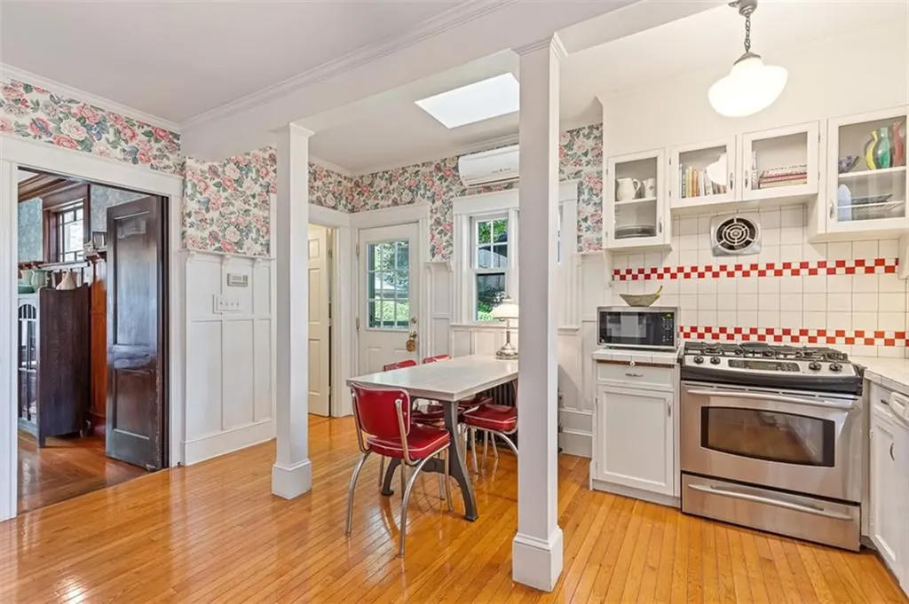 114 Lorimer Avenue Providence RI 02906