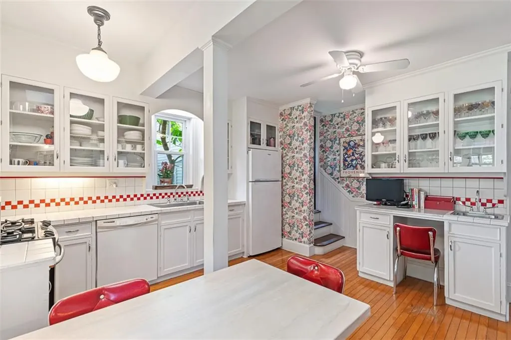 114 Lorimer Avenue Providence RI 02906