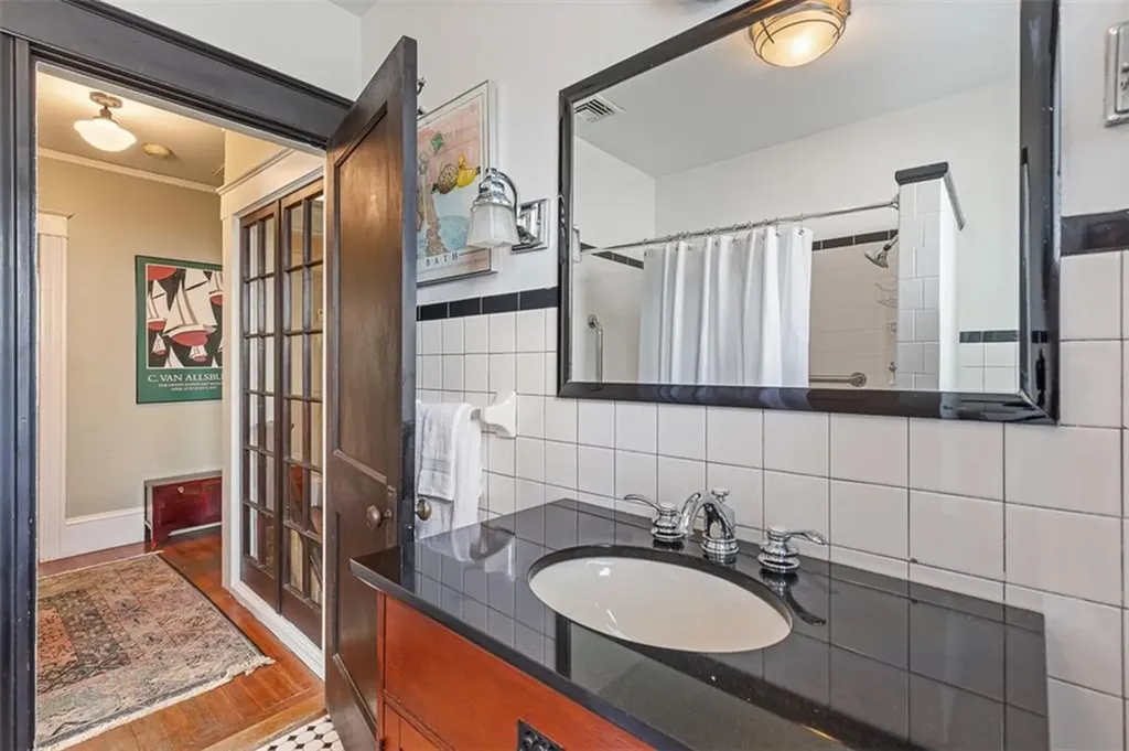 114 Lorimer Avenue Providence RI 02906