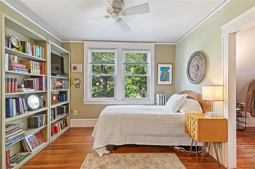 114 Lorimer Avenue Providence RI 02906