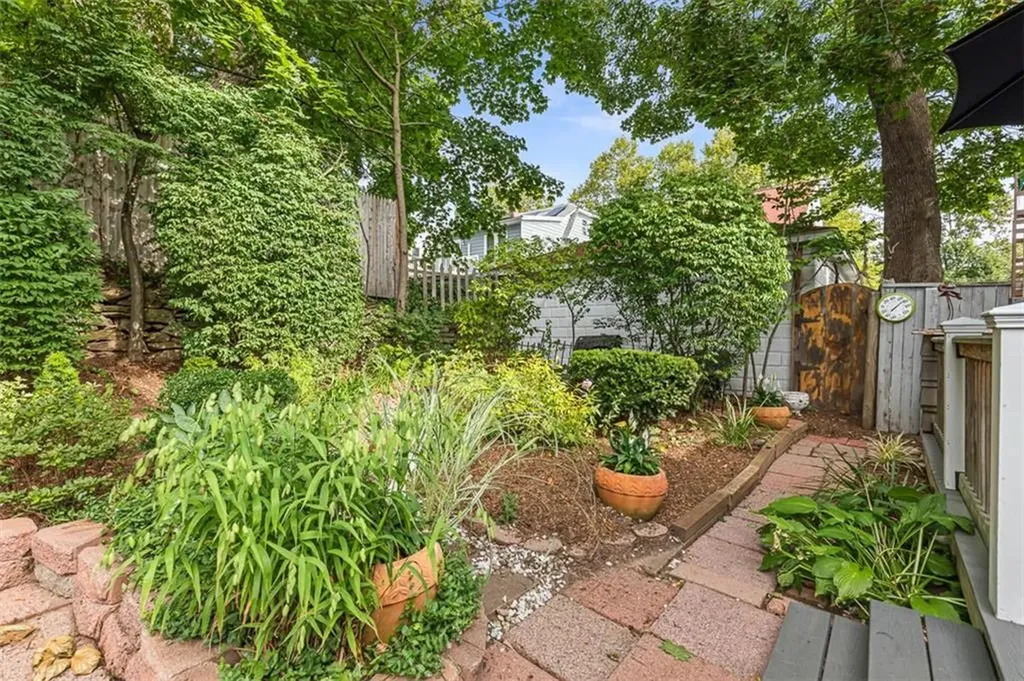 114 Lorimer Avenue Providence RI 02906