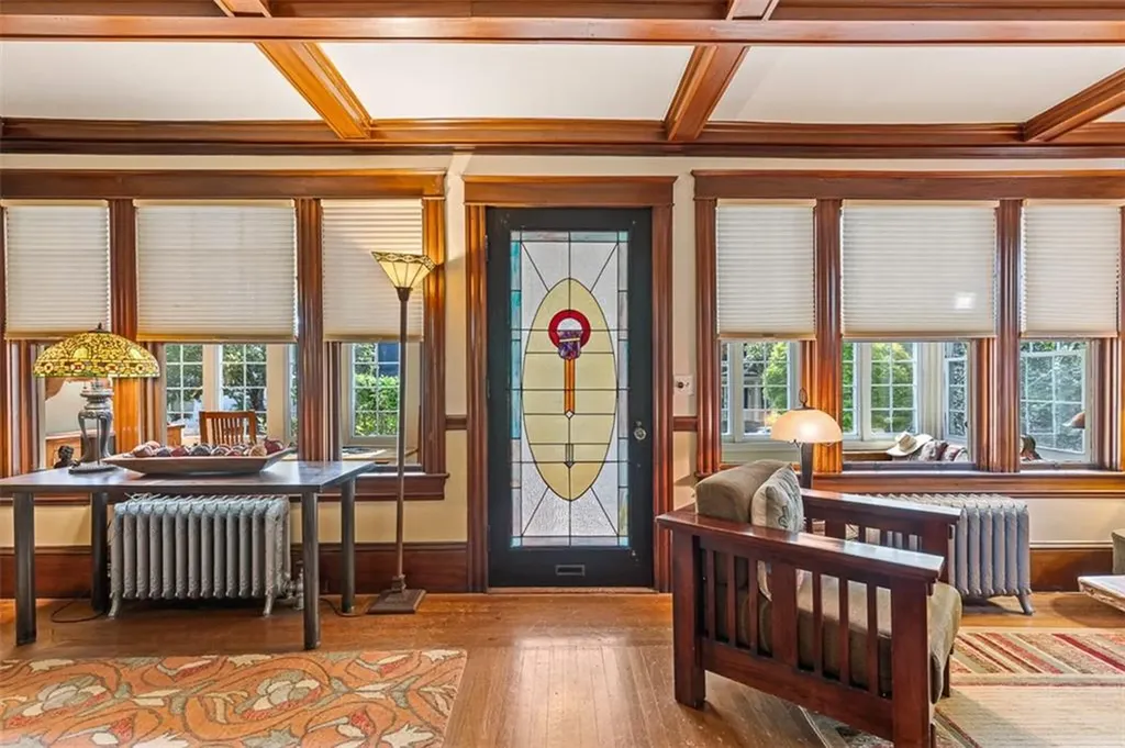 114 Lorimer Avenue Providence RI 02906