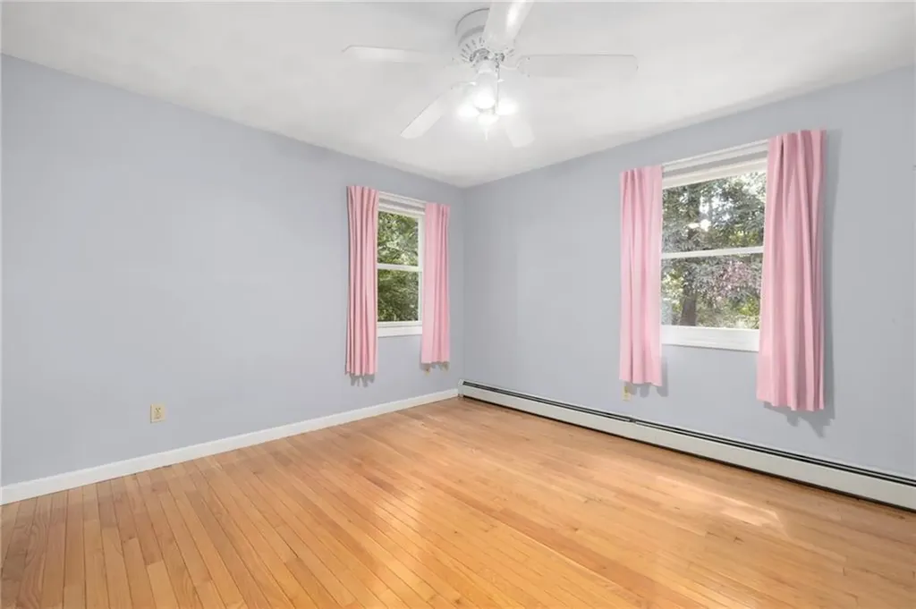 7 Crestwood Lane Lincoln RI 02865