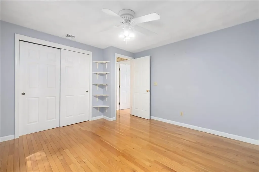 7 Crestwood Lane Lincoln RI 02865