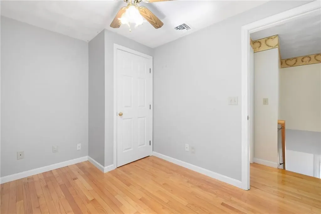 7 Crestwood Lane Lincoln RI 02865