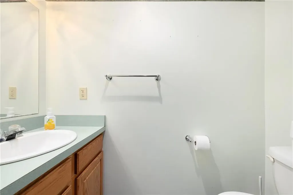 7 Crestwood Lane Lincoln RI 02865
