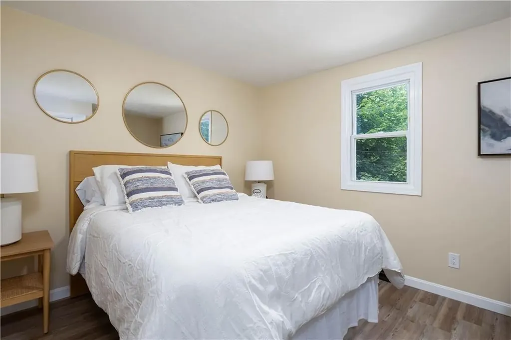 259 Buttonwoods Avenue Warwick RI 02886