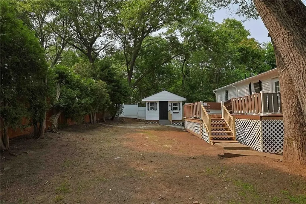 259 Buttonwoods Avenue Warwick RI 02886
