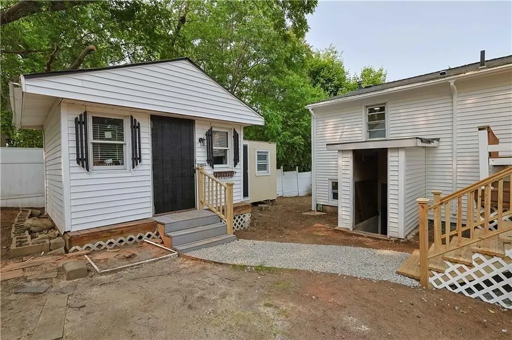 259 Buttonwoods Avenue Warwick RI 02886