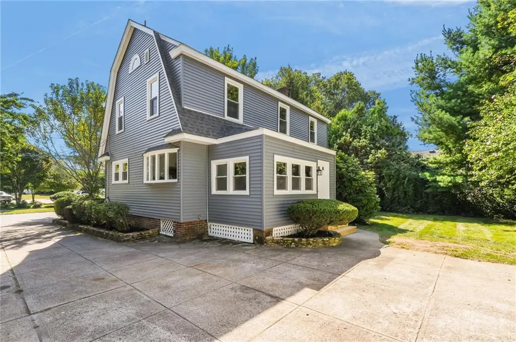 104 Gentian Avenue Providence RI 02908