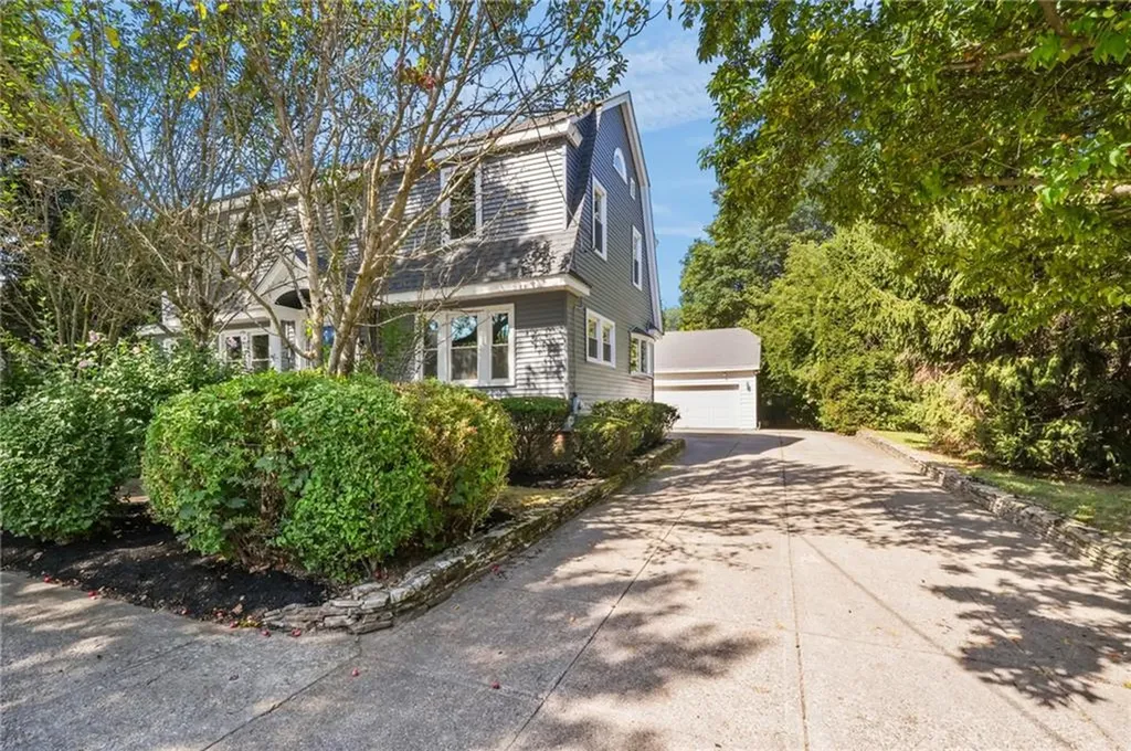 104 Gentian Avenue Providence RI 02908
