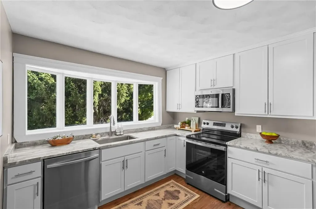 104 Gentian Avenue Providence RI 02908