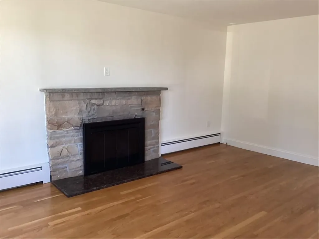 25 Fernbrook Drive Cranston RI 02920