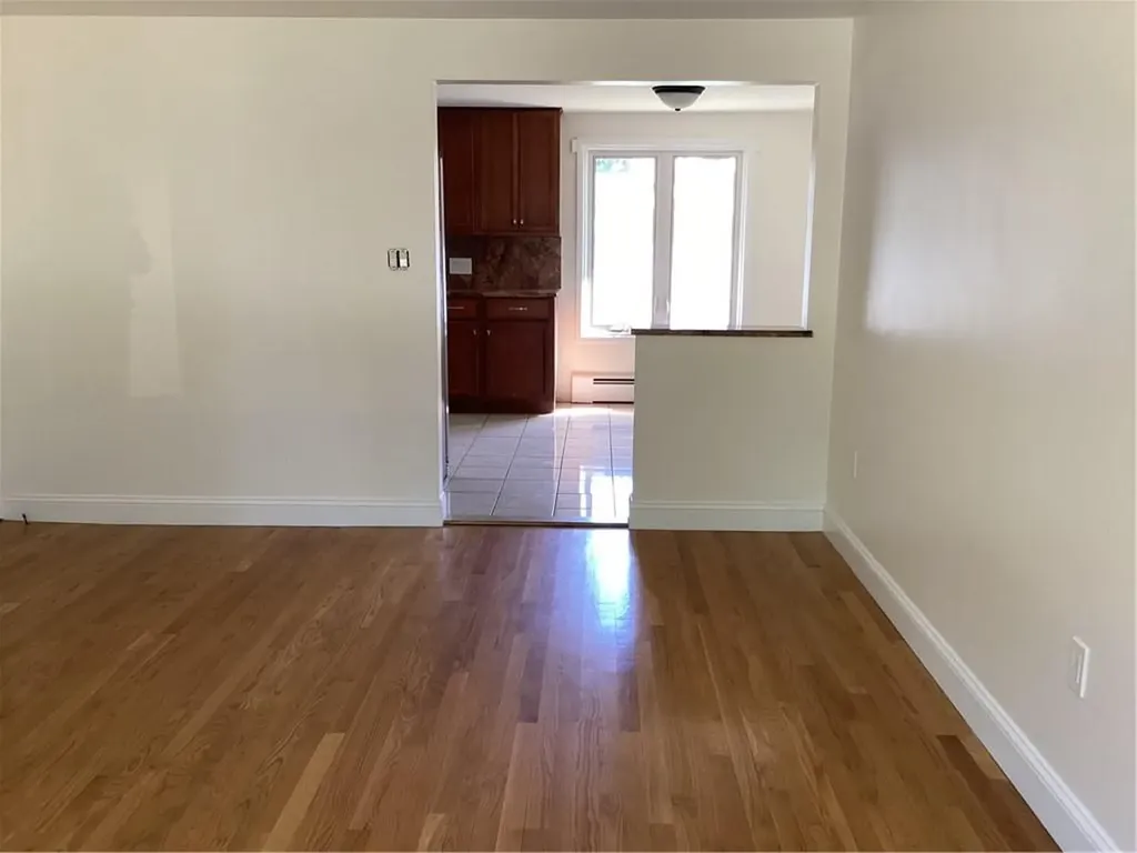 25 Fernbrook Drive Cranston RI 02920