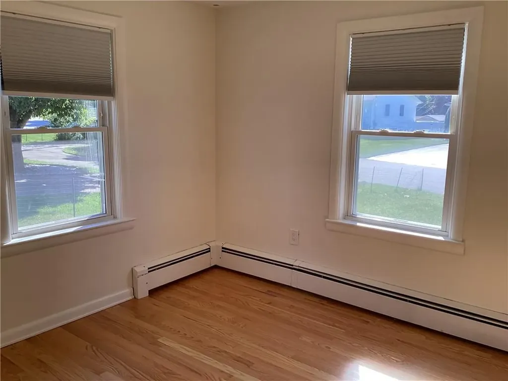 25 Fernbrook Drive Cranston RI 02920